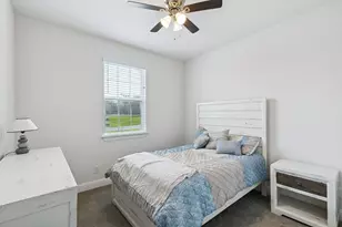 388 N Montague St, Pilot Point, TX 76258 - Photo 17