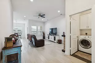 388 N Montague St, Pilot Point, TX 76258 - Photo 5