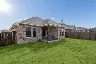 388 N Montague St, Pilot Point, TX 76258 - Photo 27