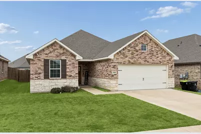 388 N Montague Street, Pilot Point, TX 76258 - Photo 1