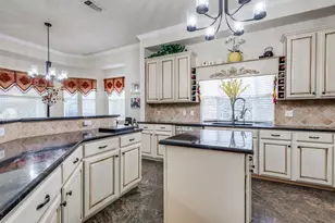 6417 Creekdale Dr, The Colony, TX 75056 - Photo 13