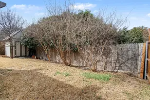 7425 Bear Lake Dr, Fort Worth, TX 76137 - Photo 37