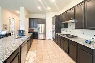 1236 Ponca St, Carrollton, TX 75010 - Photo 7