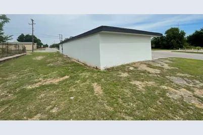 3300 E Vickery Boulevard, Fort Worth, TX 76105 - Photo 11