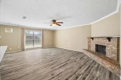 4901 Ward Drive, The Colony, TX 75056 - Photo 5