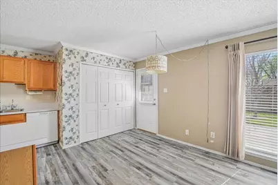 4901 Ward Drive, The Colony, TX 75056 - Photo 11