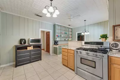 233 E High Street, Wills Point, TX 75169 - Photo 11