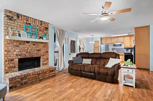 405 SW Rand Dr, Burleson, TX 76028 - Photo 5