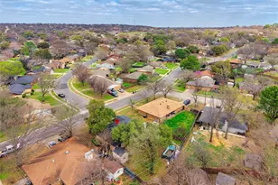 405 SW Rand Dr, Burleson, TX 76028 - Photo 31