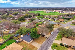 405 SW Rand Dr, Burleson, TX 76028 - Photo 35