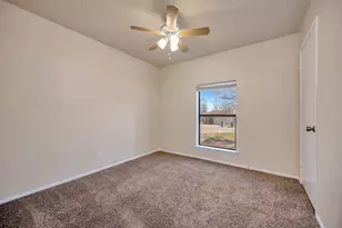 821 Timberoaks Dr, Azle, TX 76020 - Photo 23