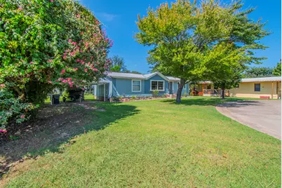 203 Harbor View Court, Granbury, TX 76048 - Photo 19