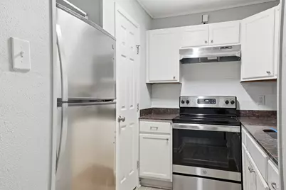 233 Creek Cove Drive, Dallas, TX 75217 - Photo 13