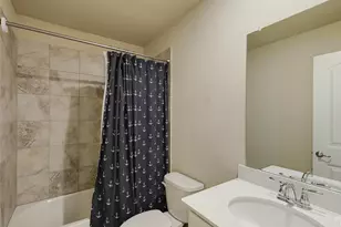 805 Lake Cypress Ln, Little Elm, TX 75068 - Photo 21