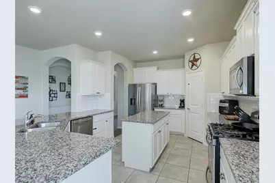 805 Lake Cypress Lane, Little Elm, TX 75068 - Photo 9