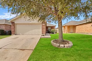 8925 Sun Haven Way, Fort Worth, TX 76244 - Photo 3