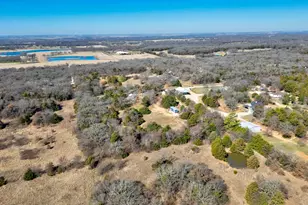374 Hideaway Ln, Valley View, TX 76272 - Photo 37
