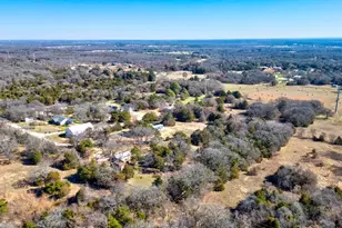 374 Hideaway Ln, Valley View, TX 76272 - Photo 35