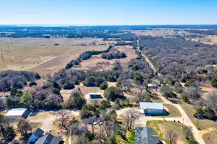 374 Hideaway Ln, Valley View, TX 76272 - Photo 39