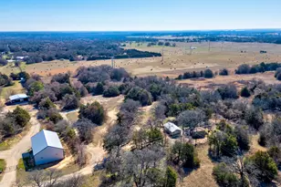 374 Hideaway Ln, Valley View, TX 76272 - Photo 33