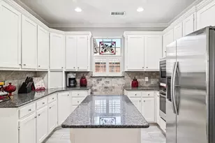 3809 Welwyn Way Dr, Bedford, TX 76021 - Photo 17