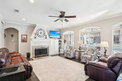 3809 Welwyn Way Drive, Bedford, TX 76021 - Photo 7