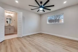 9008 Flicker Ln, Dallas, TX 75238 - Photo 17