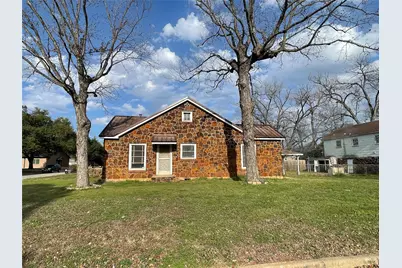 409 W Davis Street, Hearne, TX 77859 - Photo 33