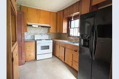 409 W Davis Street, Hearne, TX 77859 - Photo 15