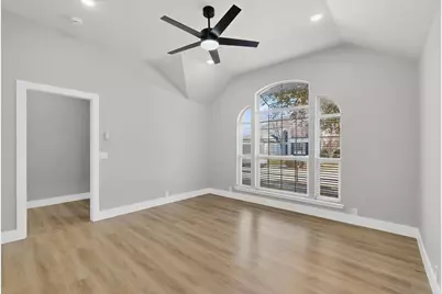 807 Lake Bridge Drive, Lake Dallas, TX 75065 - Photo 13