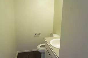 302 Candlewood Ln, Garland, TX 75041 - Photo 5