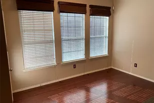 207 Colonial Ln, Euless, TX 76040 - Photo 13