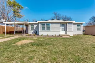 5721 Lenore St, Fort Worth, TX 76134 - Photo 1