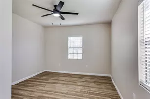 5721 Lenore St, Fort Worth, TX 76134 - Photo 35