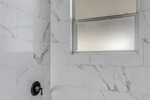 5721 Lenore St, Fort Worth, TX 76134 - Photo 21