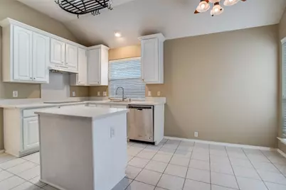 2453 Cimmaron Drive, Plano, TX 75025 - Photo 7