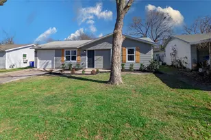 1012 Comal Ave, White Settlement, TX 76108 - Photo 3