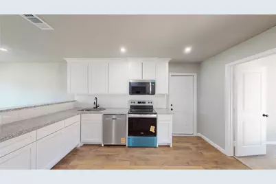 1012 Comal Avenue, White Settlement, TX 76108 - Photo 5