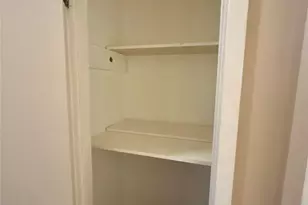 406 NW 5th St, Hubbard, TX 76648 - Photo 9