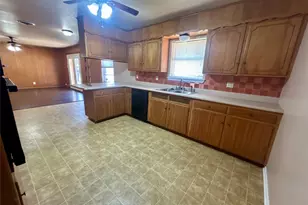 406 NW 5th St, Hubbard, TX 76648 - Photo 25