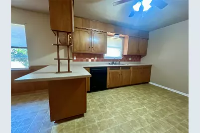 406 NW 5th Street, Hubbard, TX 76648 - Photo 27