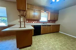 406 NW 5th St, Hubbard, TX 76648 - Photo 27