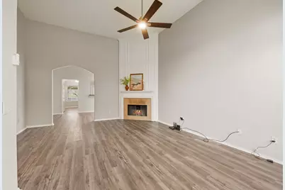 4504 Fargo Drive, Grand Prairie, TX 75052 - Photo 9