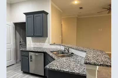 110 Frank Street, Greenville, TX 75402 - Photo 35
