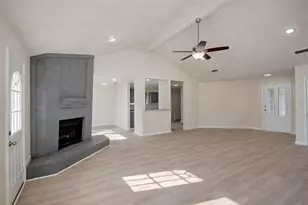 2421 Claremont Dr, Grand Prairie, TX 75052 - Photo 5