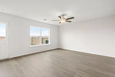 10117 Throttle Lane, Fort Worth, TX 76131 - Photo 5