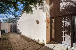 8504 Fairway Dr, Fort Worth, TX 76179 - Photo 3