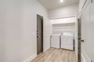 408 Foch St, Fort Worth, TX 76107 - Photo 9