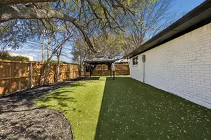 2861 Meadowbrook Dr, Plano, TX 75075 - Photo 23