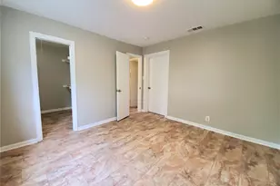 2115 Glenwood Ln, Denton, TX 76209 - Photo 11